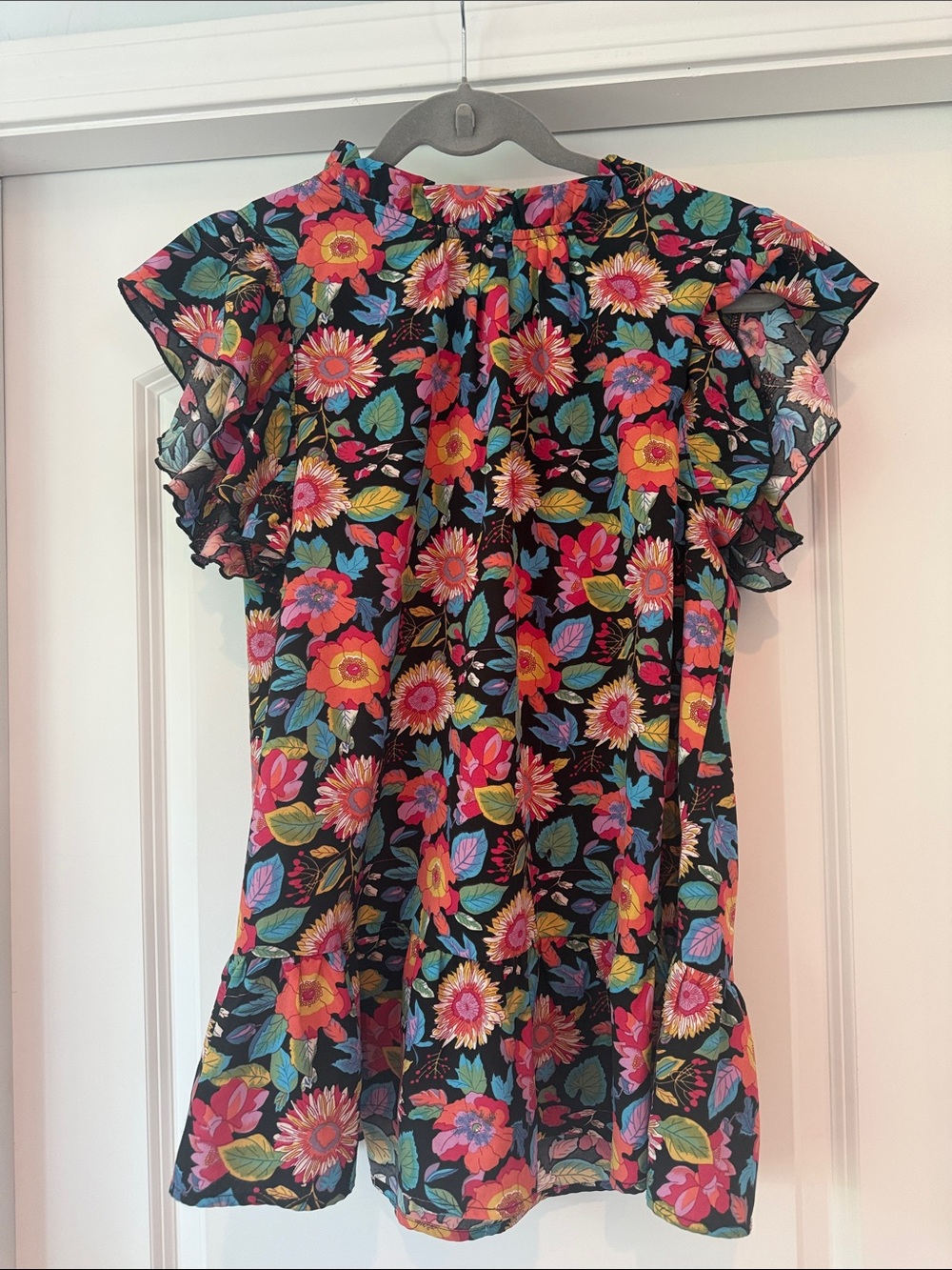 JODIFL Floral Ruffle Sleeve Blouse in Black with Pink, Yellow & Blue Flowers
